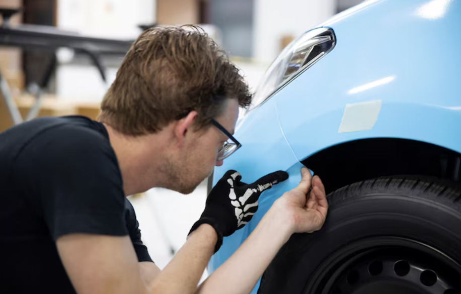 Wie Karosseriebau Ihnen hilft, Ihr Fahrzeug nach einem Unfall wiederherzustellen